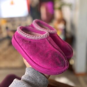 UGG Kids Tasman II Slippers Rock Rose Hot Pink Suede Wool Size 10 Slip On Uggs